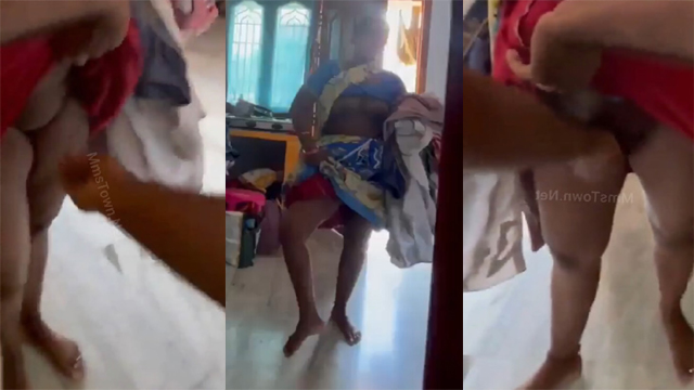 Maid Aunty Pussy Fingered By Bachelor Owner