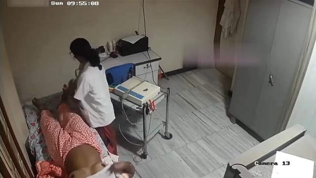 Desi Tamil Aunty Nurse Cream Leg CCTV Hard Exposed
